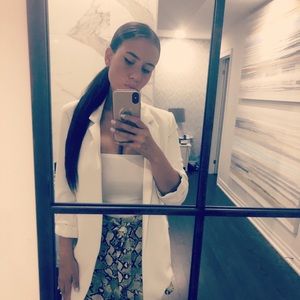 Meet your Posher, Selina